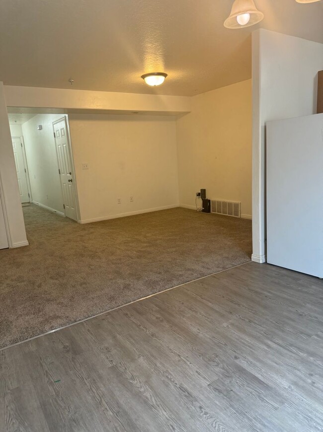 Photo - 727 E 1500 S Unit 12B