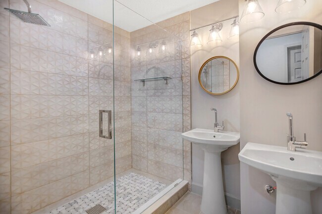 Photo - 69 Garden Ct