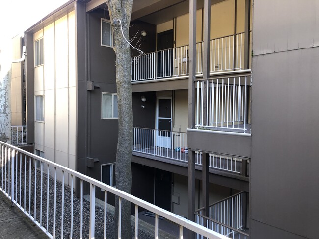 Photo - 1220 NW State St Condo