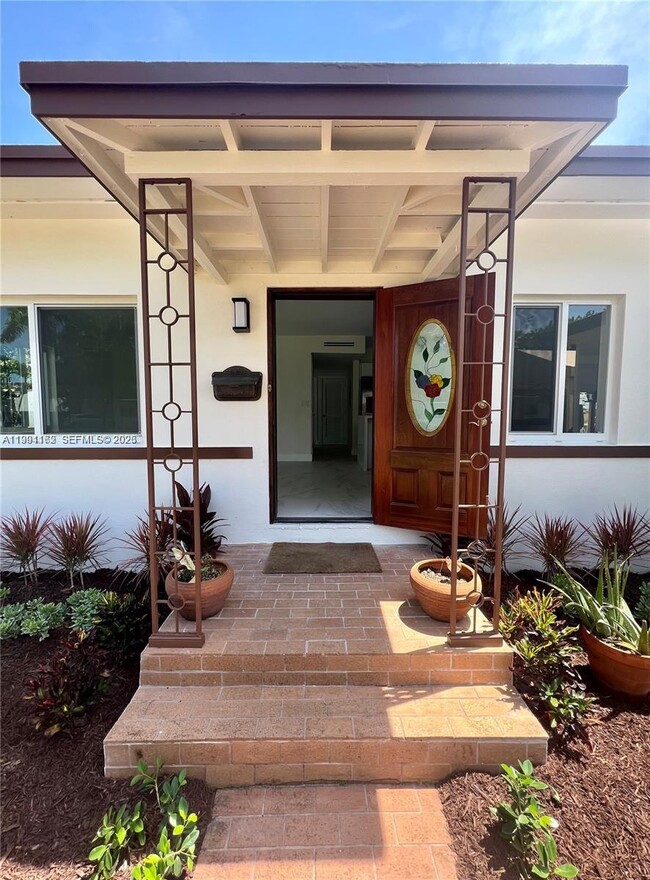 Photo - 5970 SW 46th St