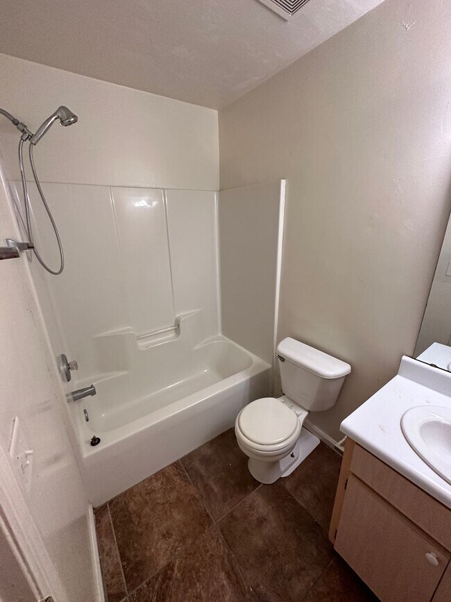 Photo - 2285 Hartsfield Rd Unit #1