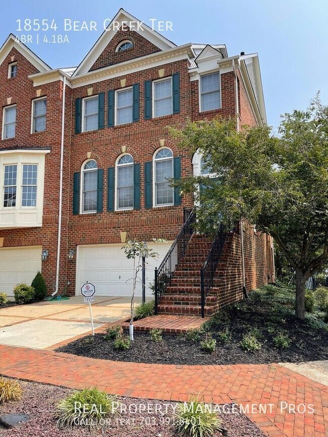 Photo - 4 levels brick front River Creek Townhome ...