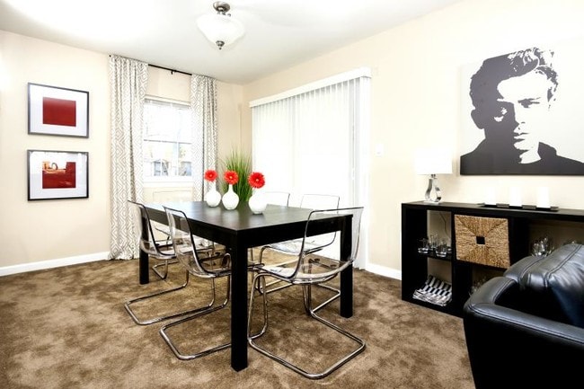 Photo - 5108 Navahoe St