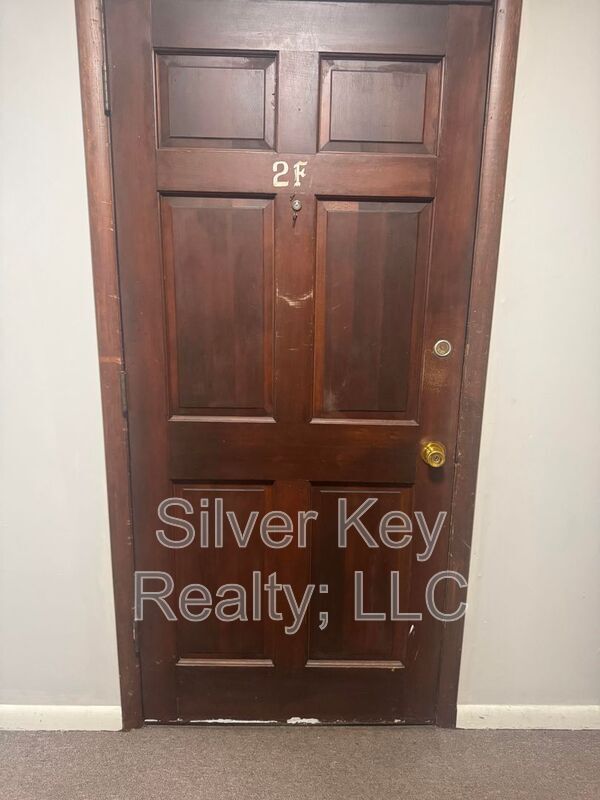Photo - 114 Old Athens Pike Unit 2F