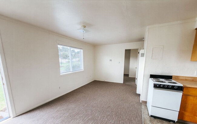 Photo - Charming 2-Bedroom Apartment Near the Hammond Trail – McKinleyville, CA