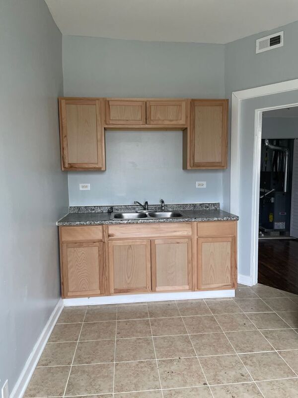 Photo - 728 N Pine Ave Unit #3F