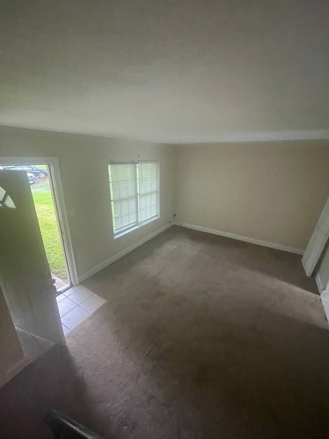 Photo - NICE 2 BEDROOM TOWNHOUSE IN LAKE EDWARDS