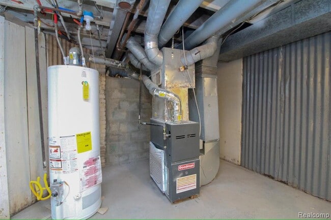 Photo - 2891 W Grand St