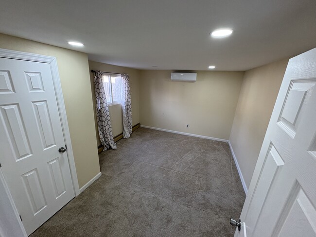 Photo - 37 John St Unit 1