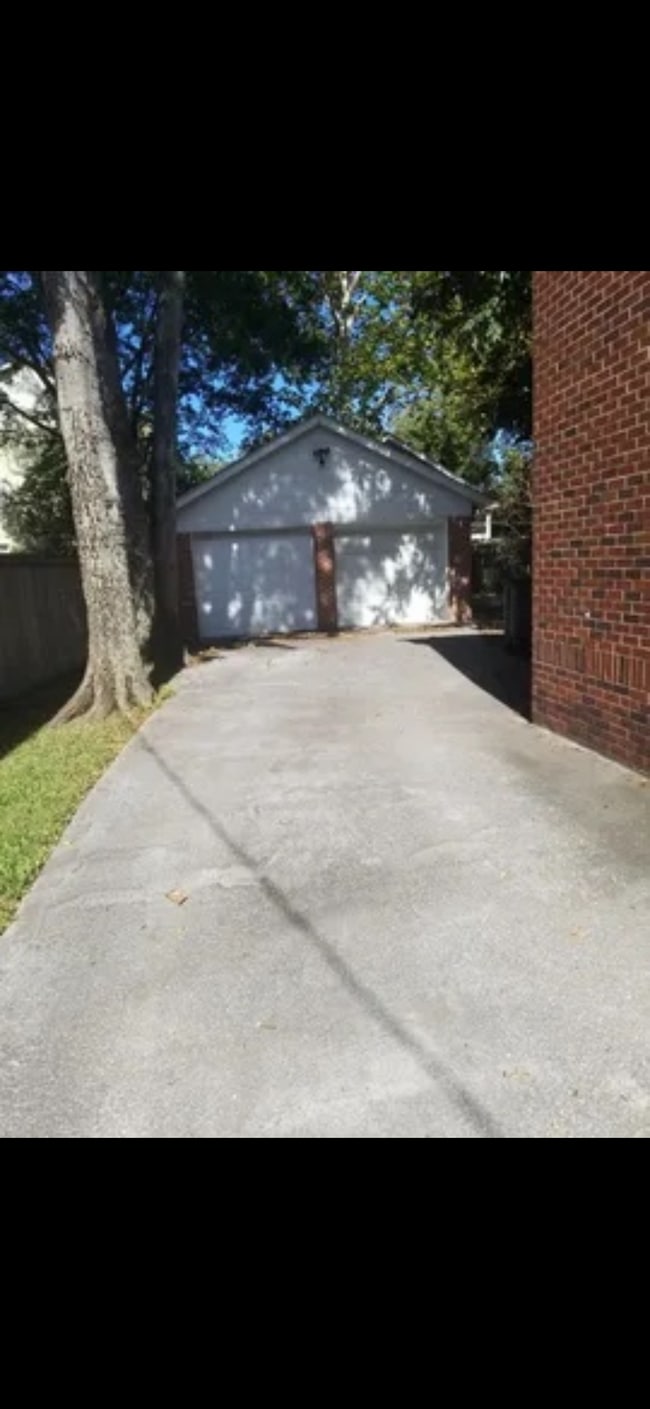 Photo - 132 Grove St