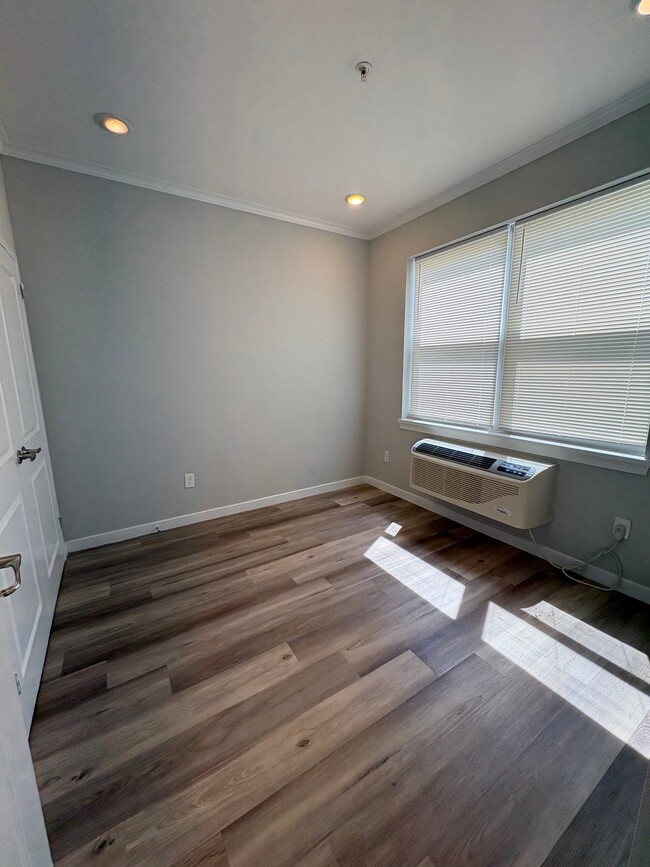 Photo - 54 Pearl St Unit 204