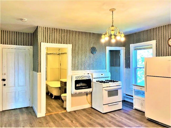 Photo - 6 Almont Ave Unit 3