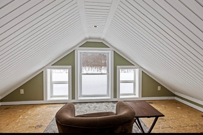 Photo - 35 Bangor Rd Unit 3