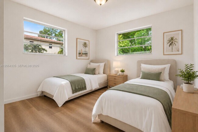 Photo - 17355 NE 7th Ave