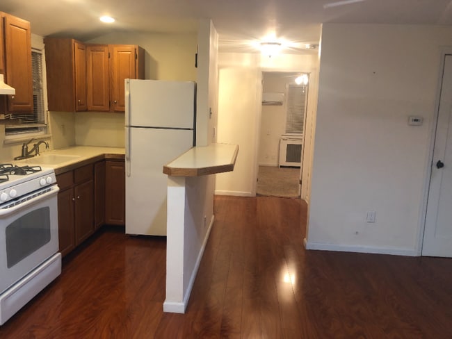 76 Cornwell Ave Unit 2