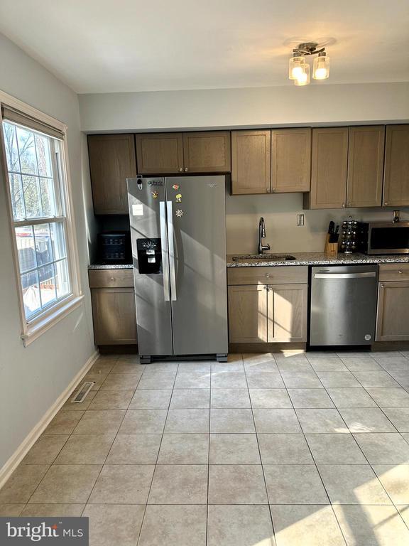 Photo - 5985 Grand Banks Rd