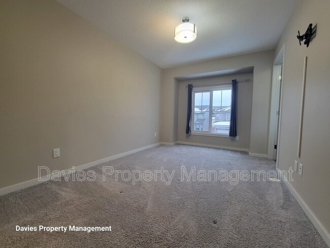 Photo - 315-342 42 Ave NW