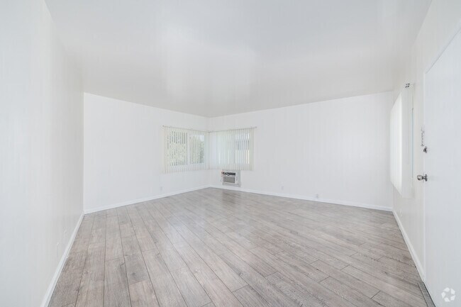 1 dormitorio, 1 baño - 625 pies cuadrados - Sala de estar