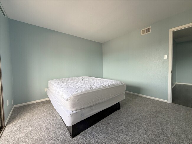 Photo - 8523 Hearth Dr