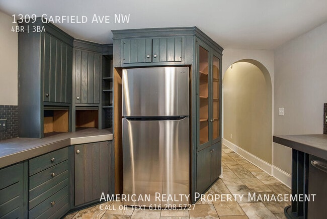 Photo - 1309 Garfield Ave NW