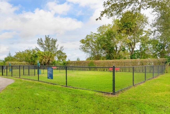 Palm Trace Landings Apartments