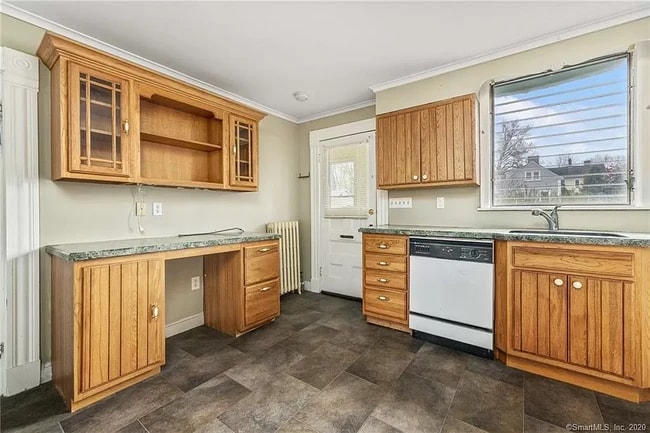 590 N Main St Unit Floor 1