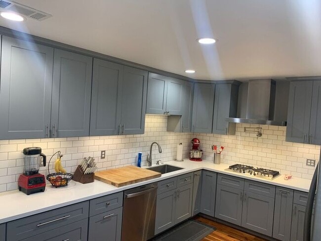 Photo - Charming 3-bedroom, 2-bathroom