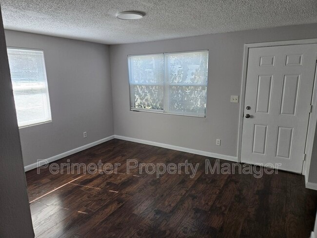 Photo - 6131 George Wood Ln W