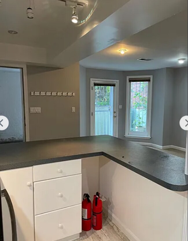 Photo - Spacious Adams Morgan Gem with Gas Fire Place. Unit B