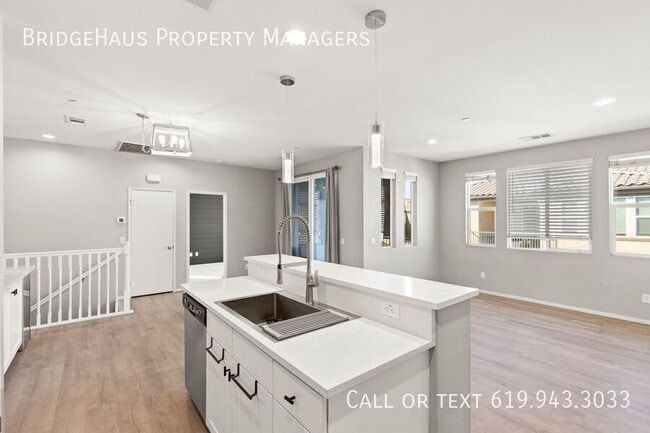 Photo - 1709 Signature Pl