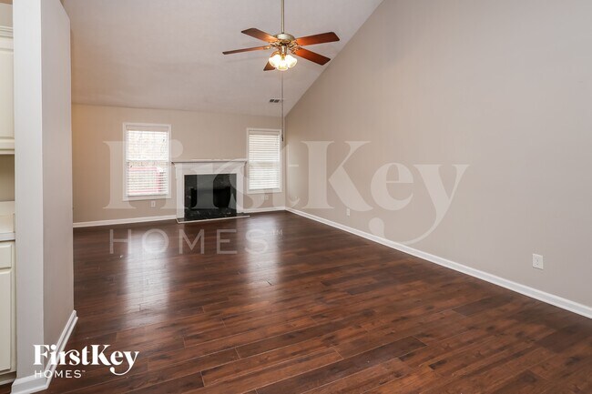 Photo - 861 Georgetown Dr