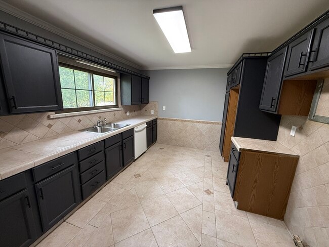 Photo - 5268 Fenton Rd