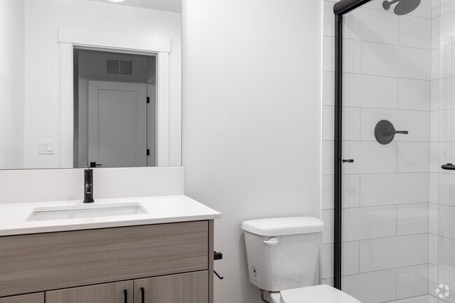 2BD, 2.5BA - 1275SF