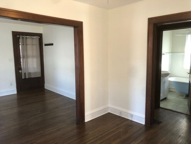 Photo - Charming 2 Bedroom House!