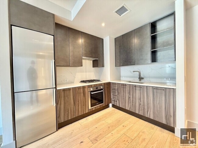 Building Photo - East 2nd Street Unit 2B Rental