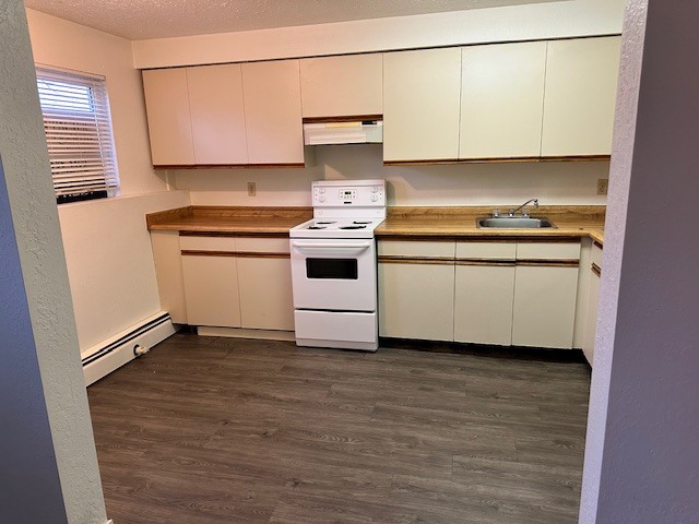 Photo - 639-639 Constance Ave