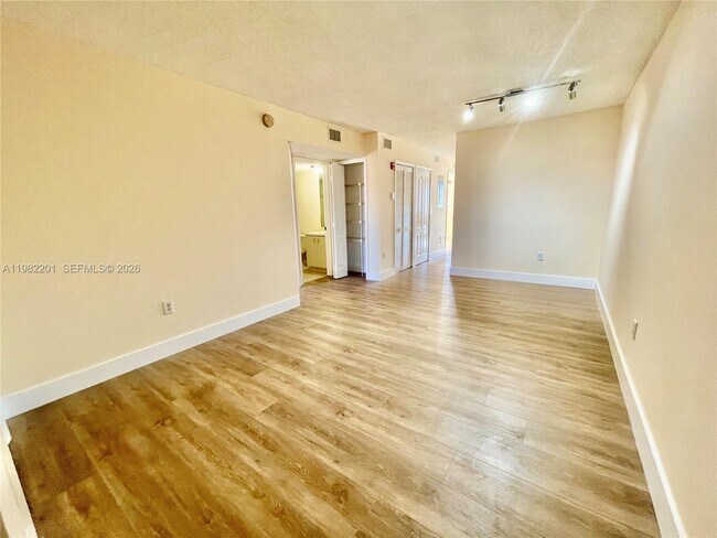 Photo - 4681 NW 9th St Unit 211