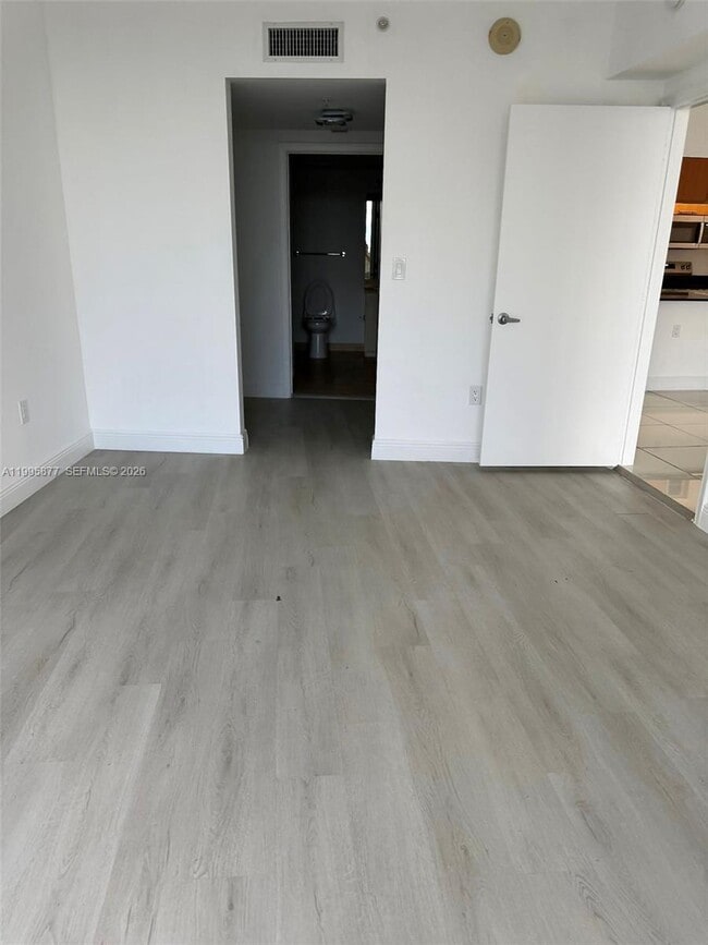 Photo - 1750 N Bayshore Dr Unit 5510