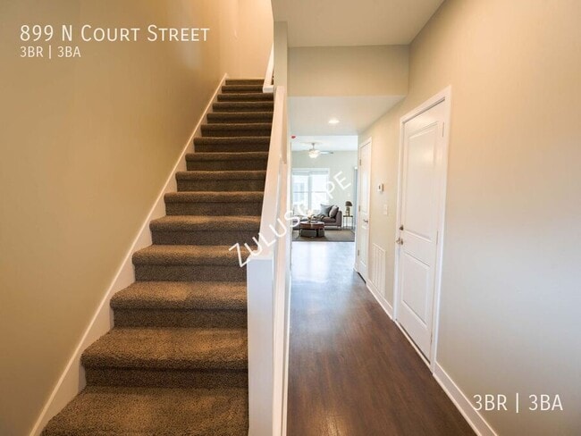 Photo - 899 N Ct St