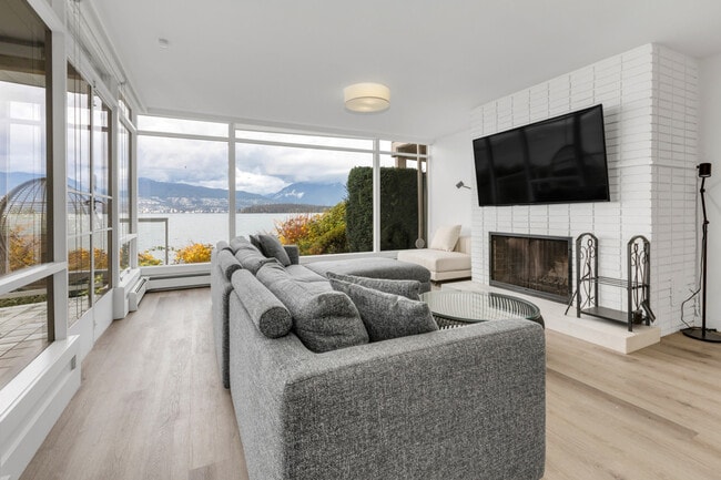 Photo - 2595 Point Grey Rd Unit ID1320212P