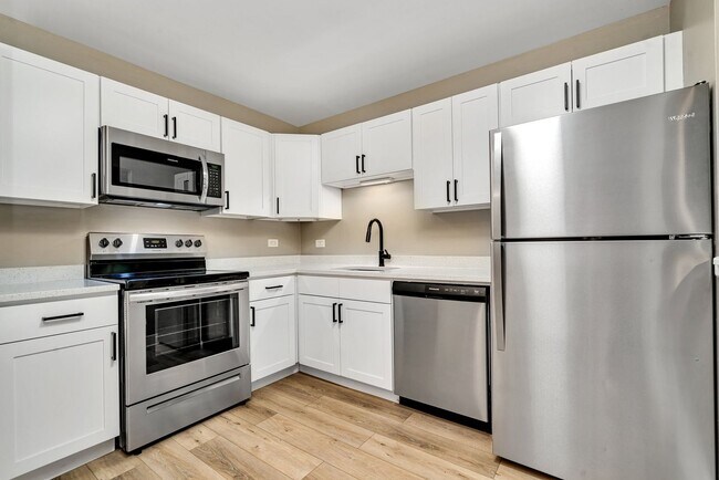 Photo - Iron Gate Apartments