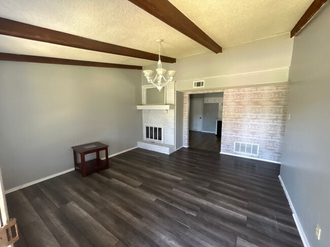 159 Randall Dr