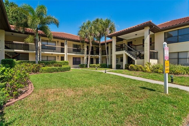 Building Photo - 305 Hammock Pine Blvd Unit 305