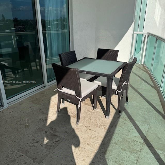 Photo - 20201 E Country Club Dr Unit 409