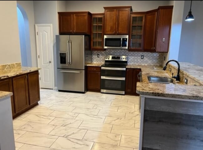 Photo - 152 Mendoza Cir