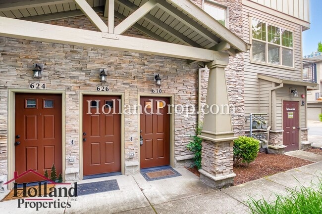 Photo - Lovely Condo with 2 primary suites in Hillsboro