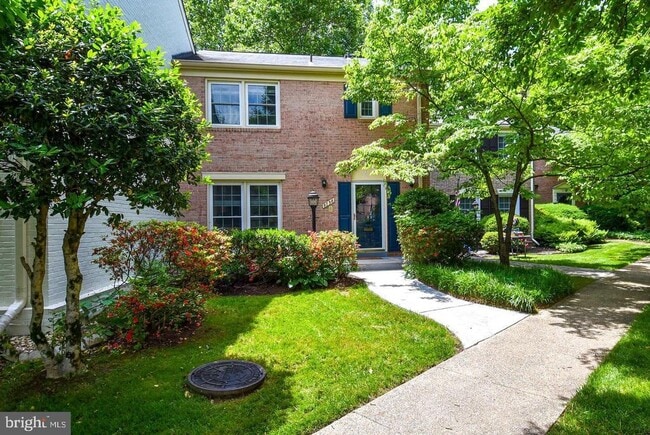 Photo - 9758 Cardinal Rd Townhome