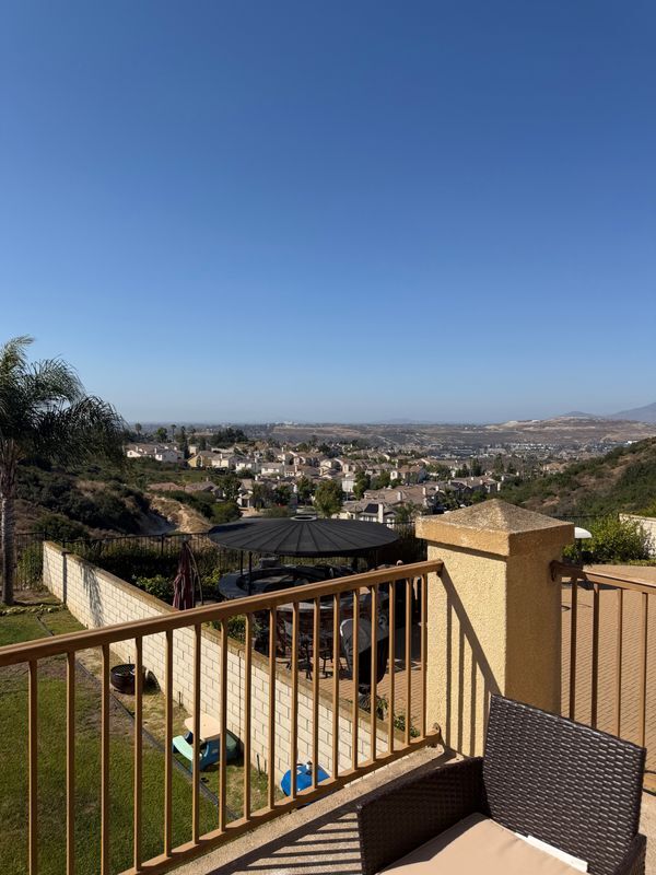 Building Photo - 5134 Seaglen Way
