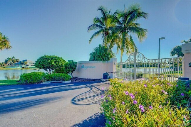 Building Photo - 5799 NE Island Cove Way Unit 1104 Rental