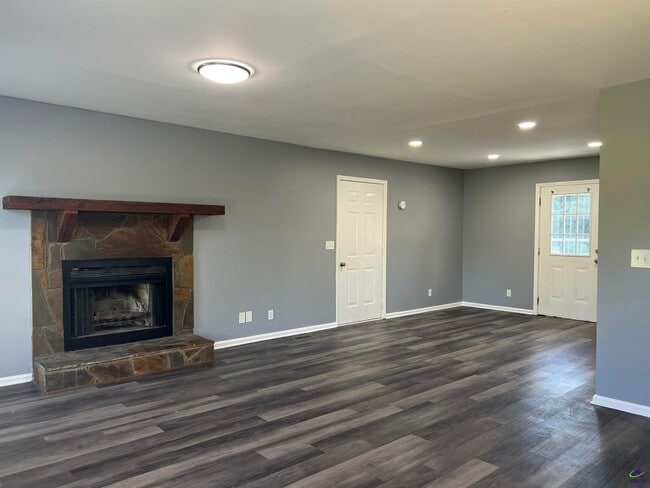 Photo - 3821 Bobby Ct